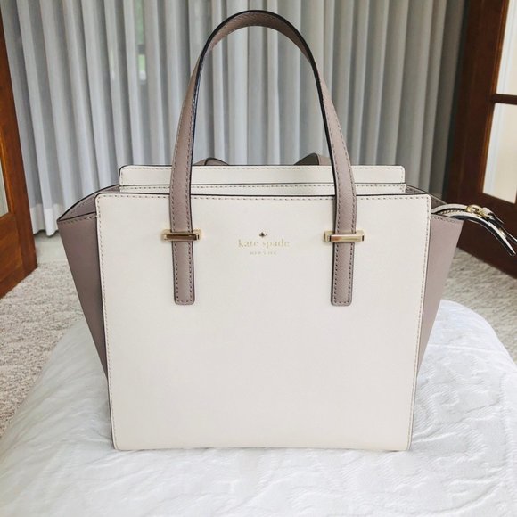 kate spade Handbags - Kate Spade Purse